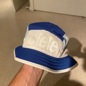 Ciele Bucket hat - almost brand new